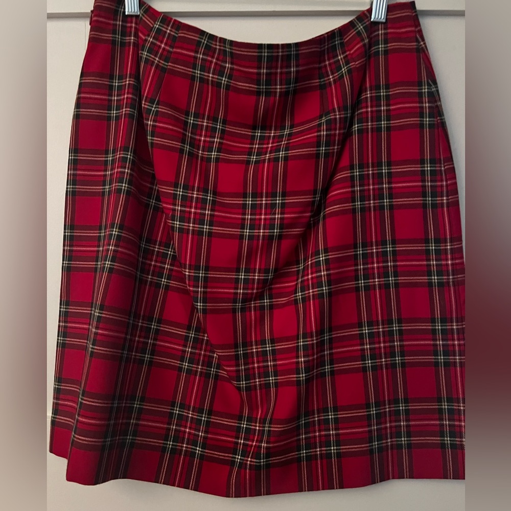 Perfect Christmas skirt!
